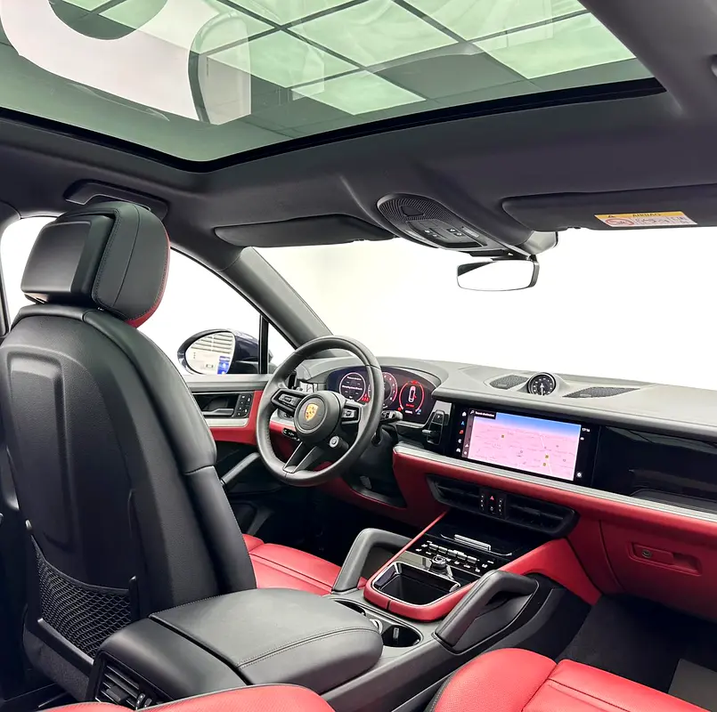 2024 Porsche Cayenne Coupe, Feb/2027 Porsche Warranty, Porsche Full Service History, GCC - Image 13