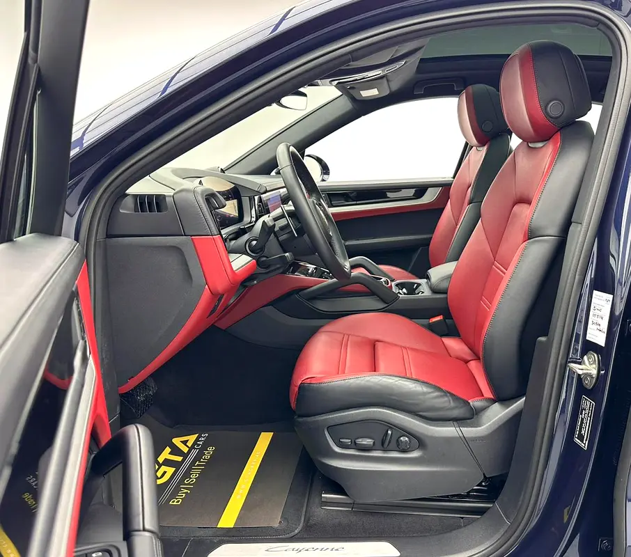 2024 Porsche Cayenne Coupe, Feb/2027 Porsche Warranty, Porsche Full Service History, GCC - Image 15