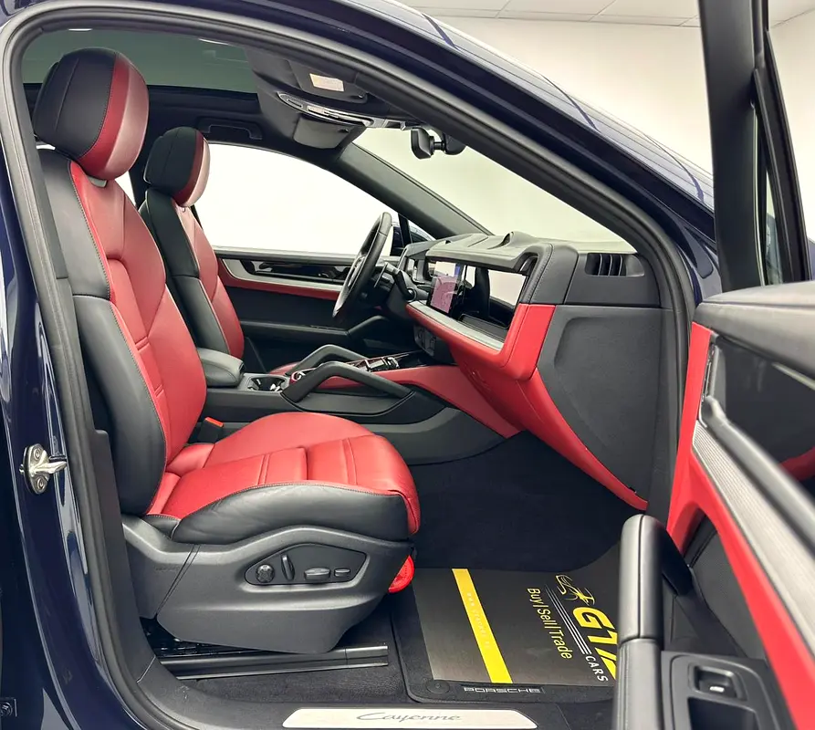 2024 Porsche Cayenne Coupe, Feb/2027 Porsche Warranty, Porsche Full Service History, GCC - Image 16