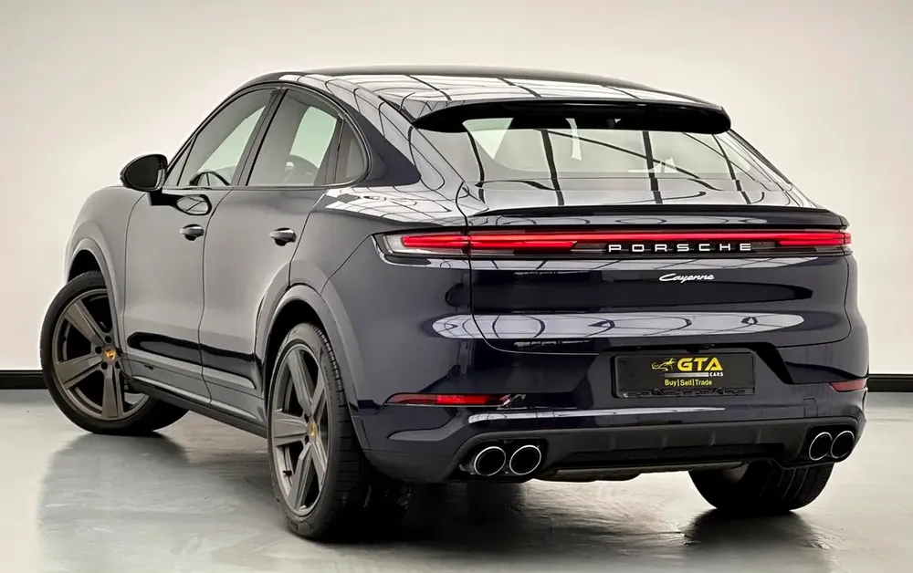2024 Porsche Cayenne Coupe, Feb/2027 Porsche Warranty, Porsche Full Service History, GCC - Image 4