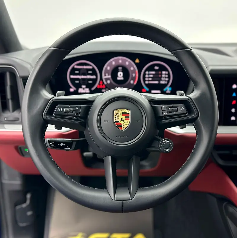 2024 Porsche Cayenne Coupe, Feb/2027 Porsche Warranty, Porsche Full Service History, GCC - Image 7