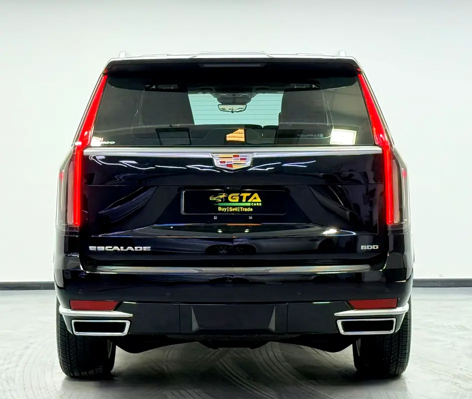 2021 Cadillac Escalade Premium Luxury, Warranty, Full Agency Service History, GCC - Image 5