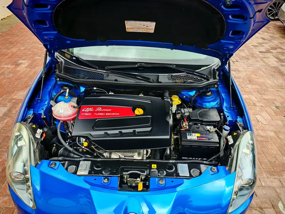 Alfa Romeo GIULIETTA Veloce 2019 - GCC Specs - Pristine Condition - Image 17
