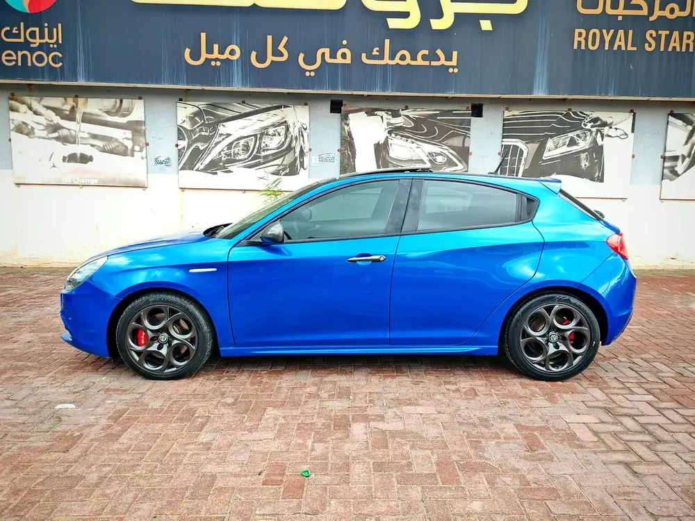 Alfa Romeo GIULIETTA Veloce 2019 - GCC Specs - Pristine Condition - Image 4