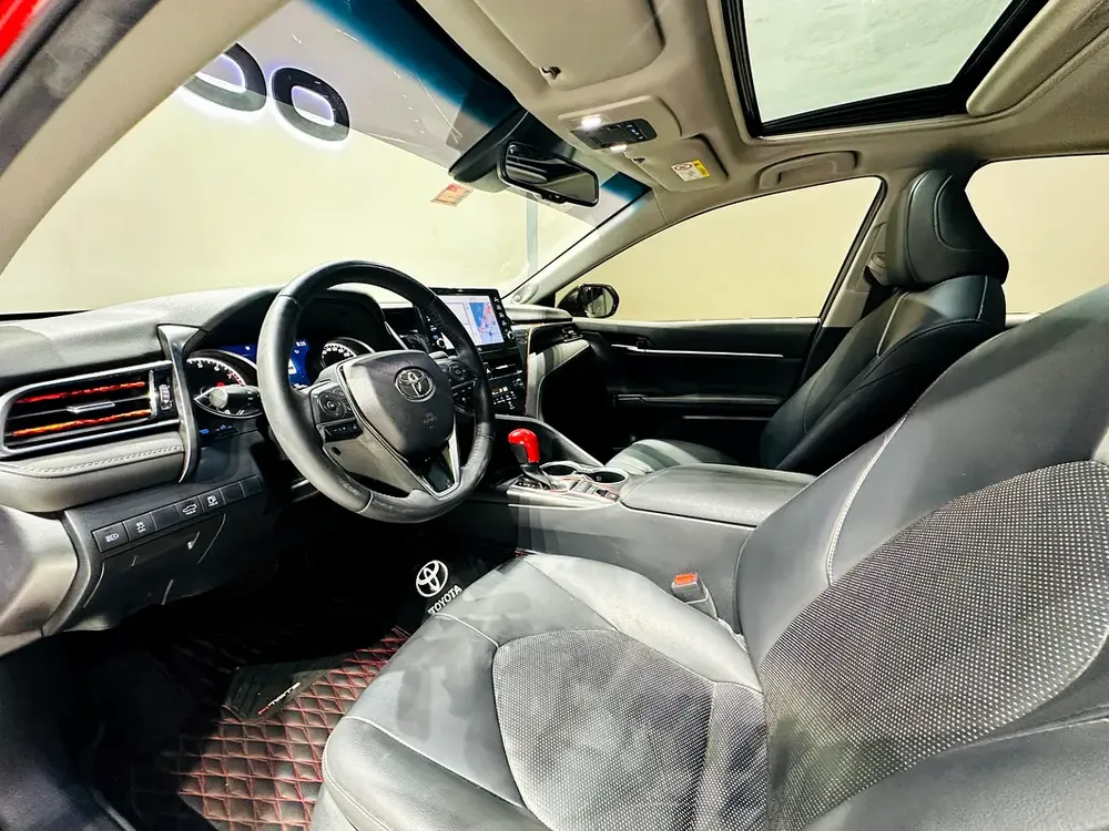 Toyota Camry Grand Sport 2021/GCC/Warranty - Image 9