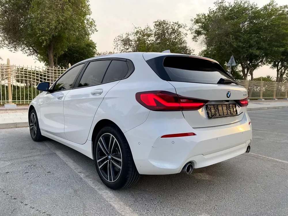 2022 BMW 120i || BMW WARRANTY TILL END OF 2027 || ORIGINAL PAINT || CAR PLAY || FULL AGENCY SERVICE - Image 6