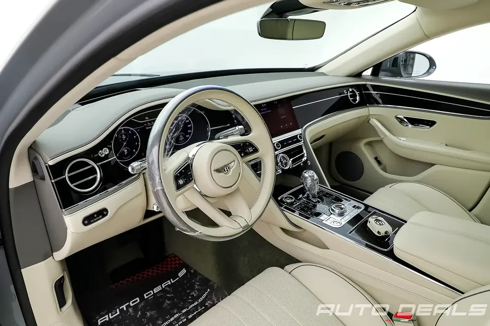 2023 Bentley Flying Spur V8 | GCC Specs | Under Warranty | Very Low Mileage | 4.0L V8 - Image 14