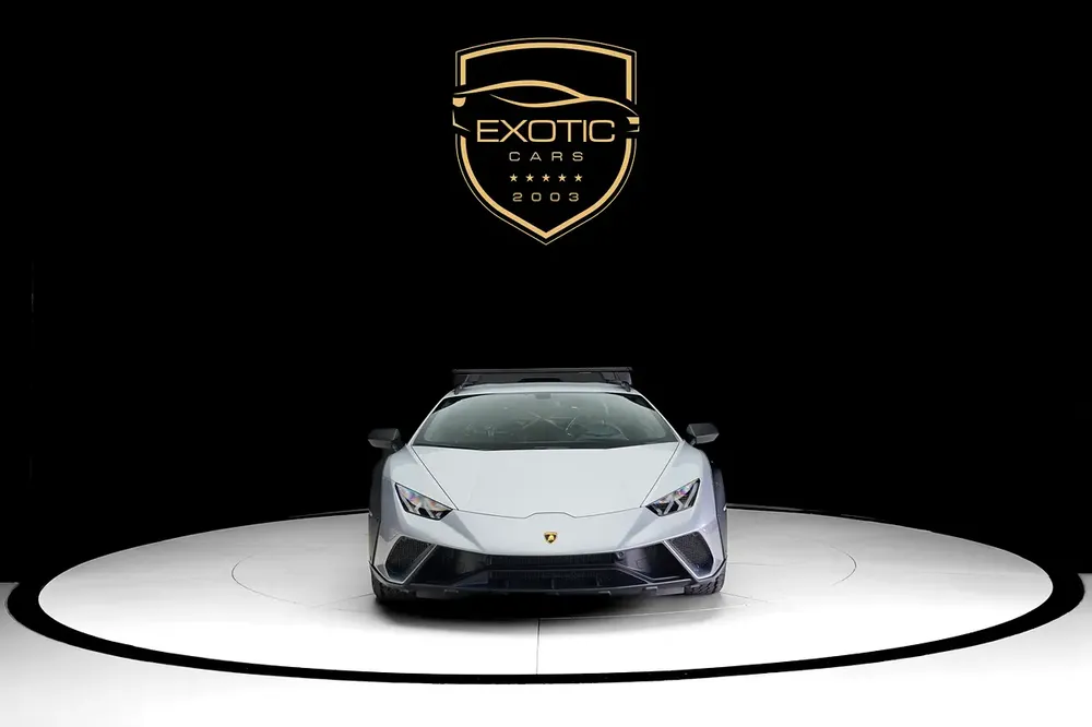 HURACAN STERRATO | CARBON TRIM INTERIOR | ALCANTARA SEATS | WARRANTY AVAILABLE - Image 5