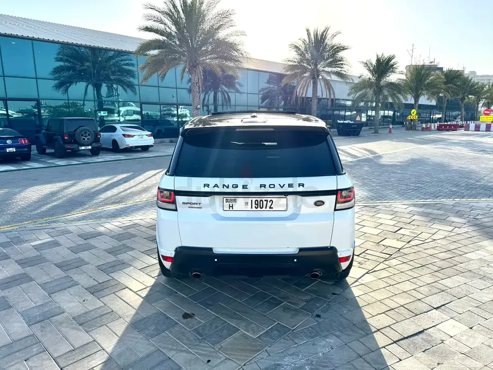 2014 Land Rover Range Rover Sport Dynamic SE | GCC Specs - Image 12