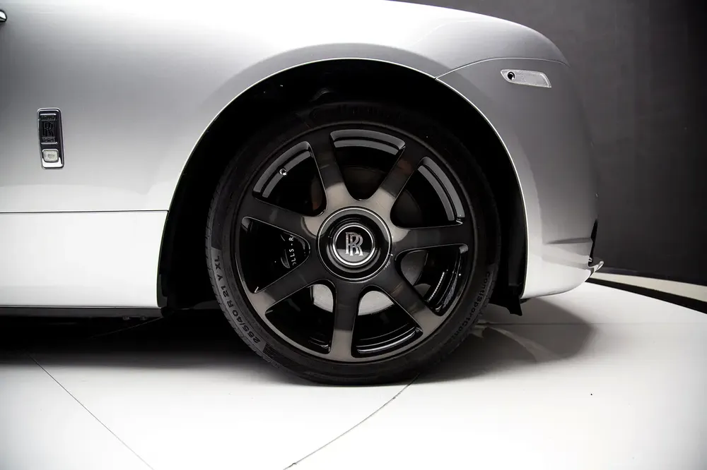 SILVER BULLET 1 OF 50 | 4 BUTTONS | CARBON INTERIOR | 2 YEARS WARRANTY | DAWN - Image 5