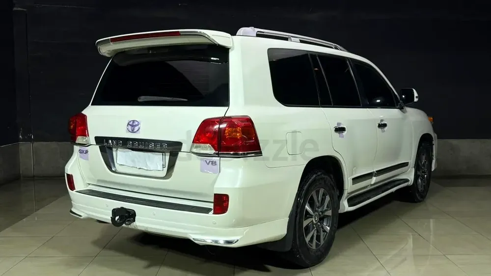 Toyota Land Cruiser GXR 2015 | GCC Specs | Well Maintained - Image 7