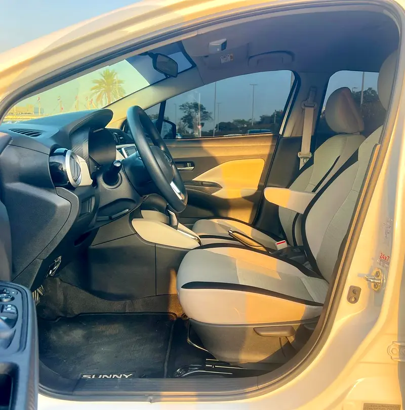 2023 Nissan Sunny SV Comfort - GCC Specs - Like New! - Image 10