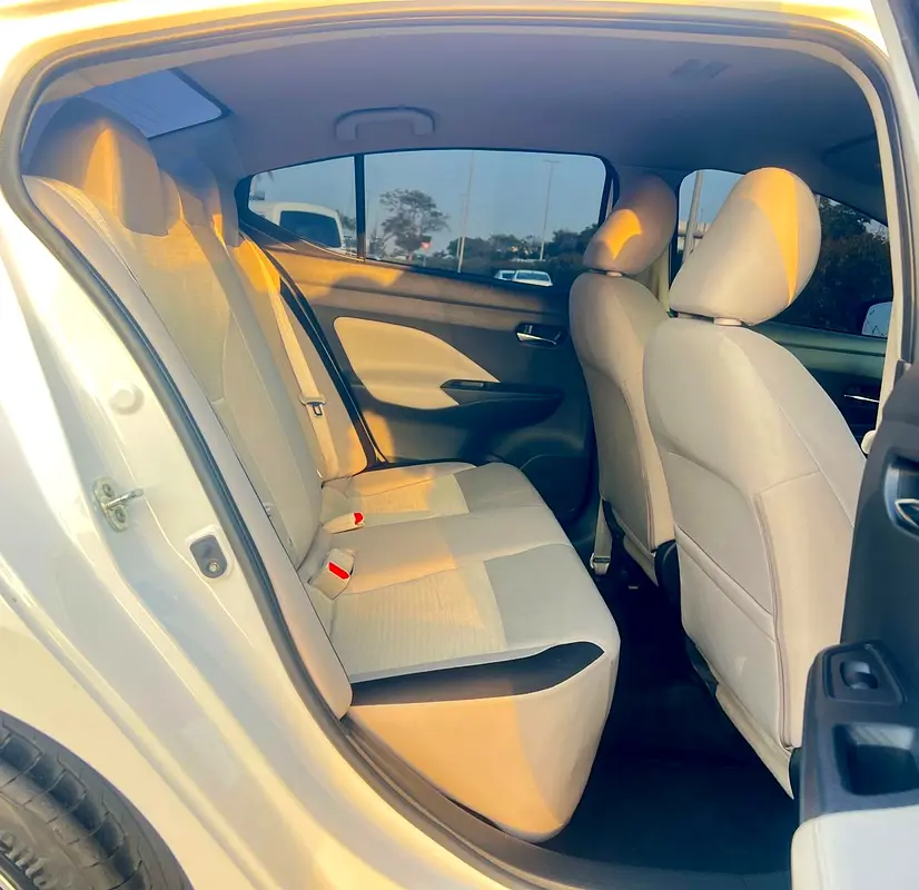 2023 Nissan Sunny SV Comfort - GCC Specs - Like New! - Image 19