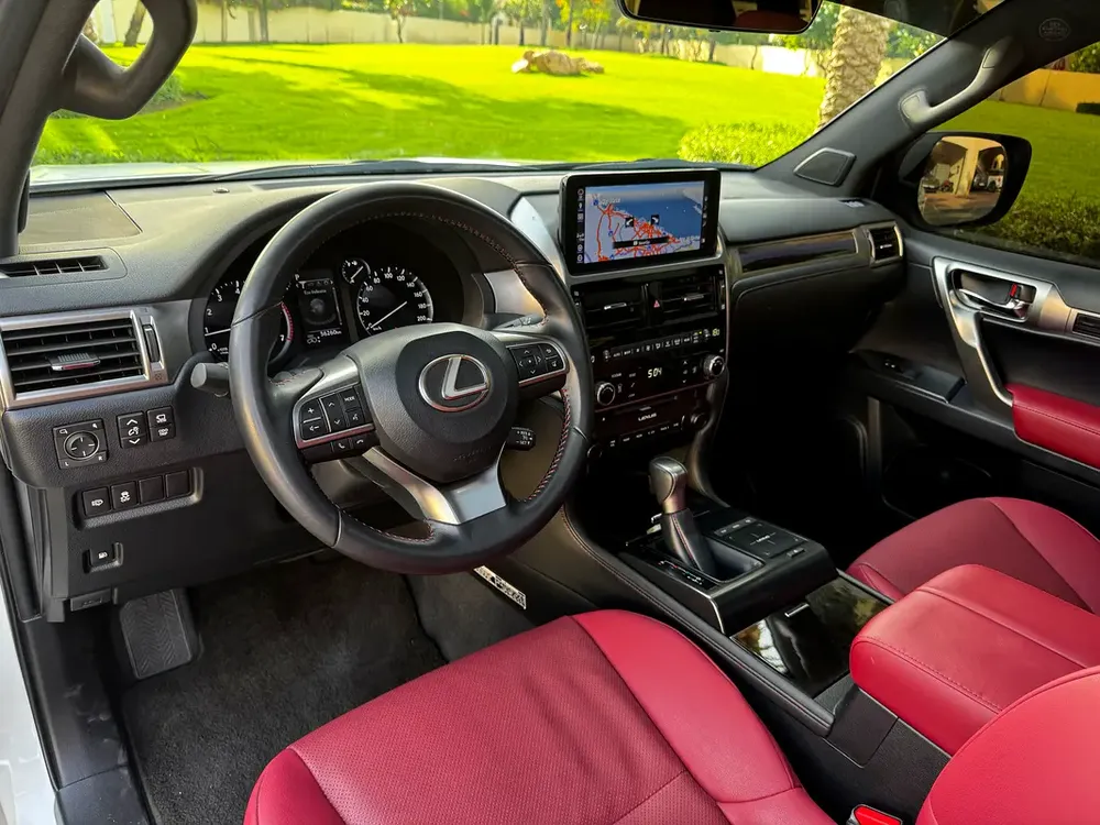 Lexus GX 460 Premium 2023 | GCC Specs | Warranty  Service contract | Original paint -mint condi - Image 7