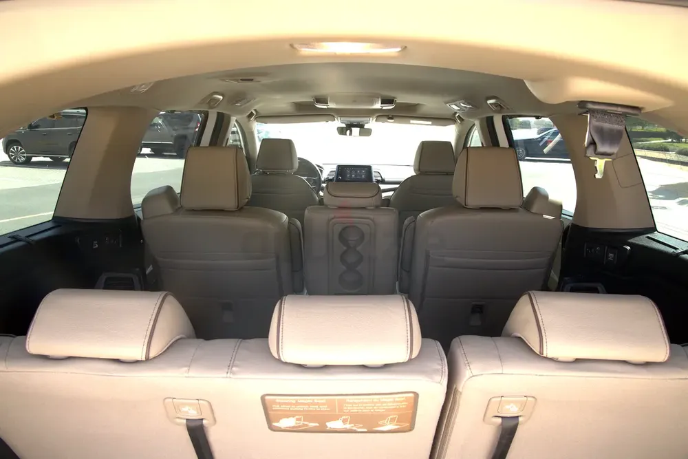 2023 Honda Odyssey Touring GCC Specs - Excellent Condition, Low KMs - Image 13
