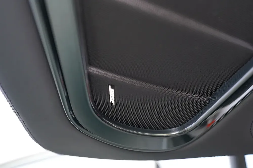 SLR MCLAREN | CARBON TRIM INTERIOR | BOSE AUDIO - Image 12