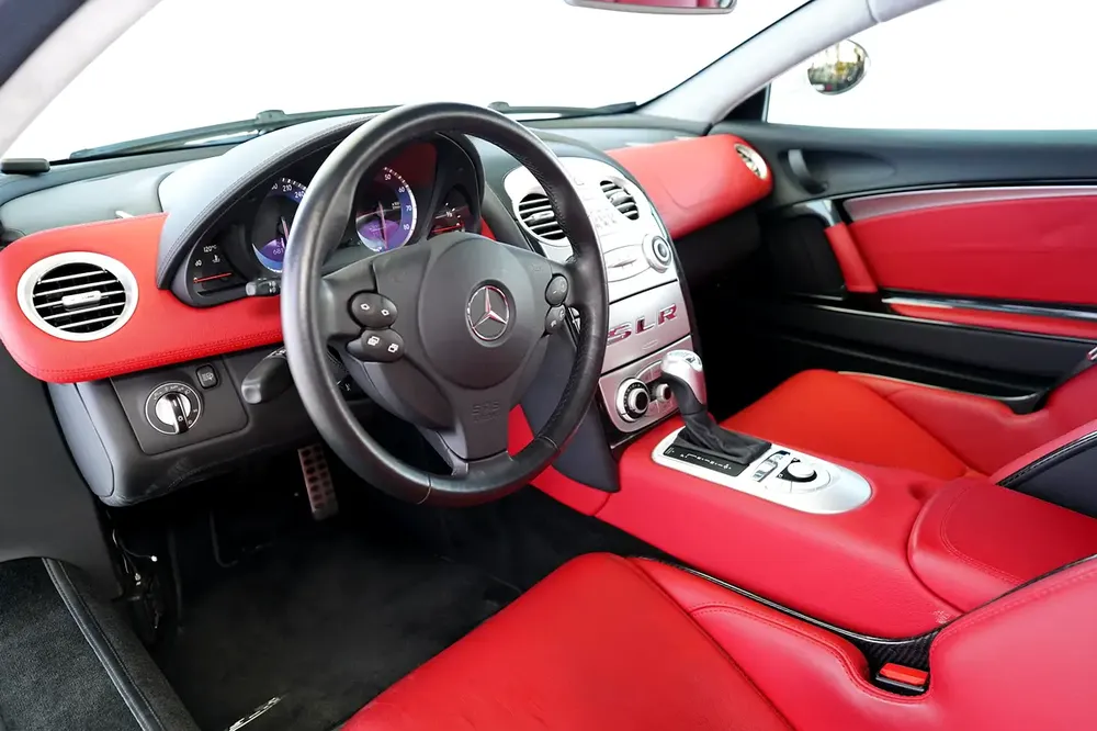 SLR MCLAREN | CARBON TRIM INTERIOR | BOSE AUDIO - Image 8