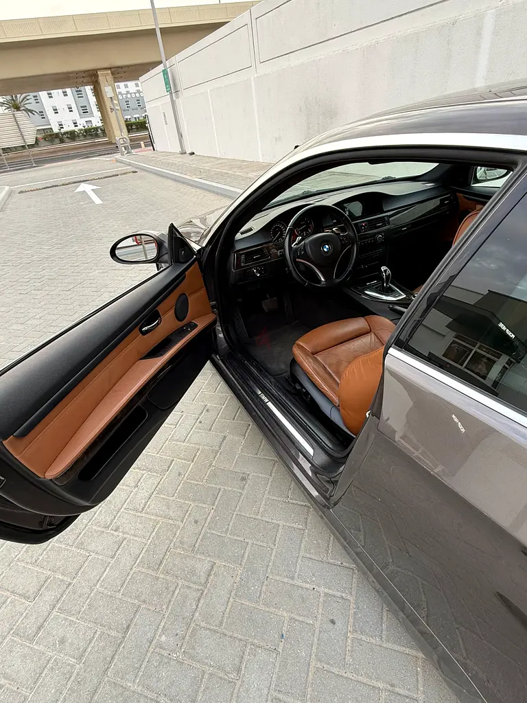 2010 Bmw 335i GCC  ‘DCT’ - Image 8