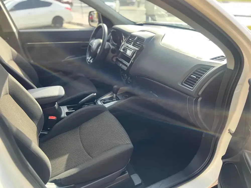 2022 Mitsubishi ASX GLX - GCC Specs - Excellent Condition - Image 12