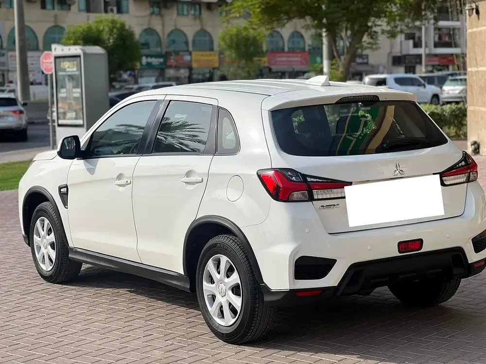2022 Mitsubishi ASX GLX - GCC Specs - Excellent Condition - Image 8