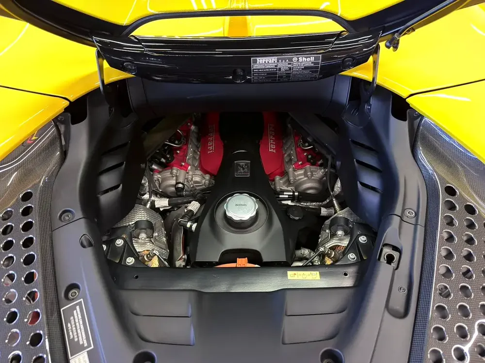 2023 SF90 Spider  Assetto Fiorano - GCC - 3800KM ONLY - Ferrari Warranty and Service contract 2030 - Image 11