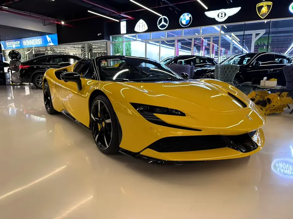 2023 SF90 Spider  Assetto Fiorano - GCC - 3800KM ONLY - Ferrari Warranty and Service contract 2030 - Image 7