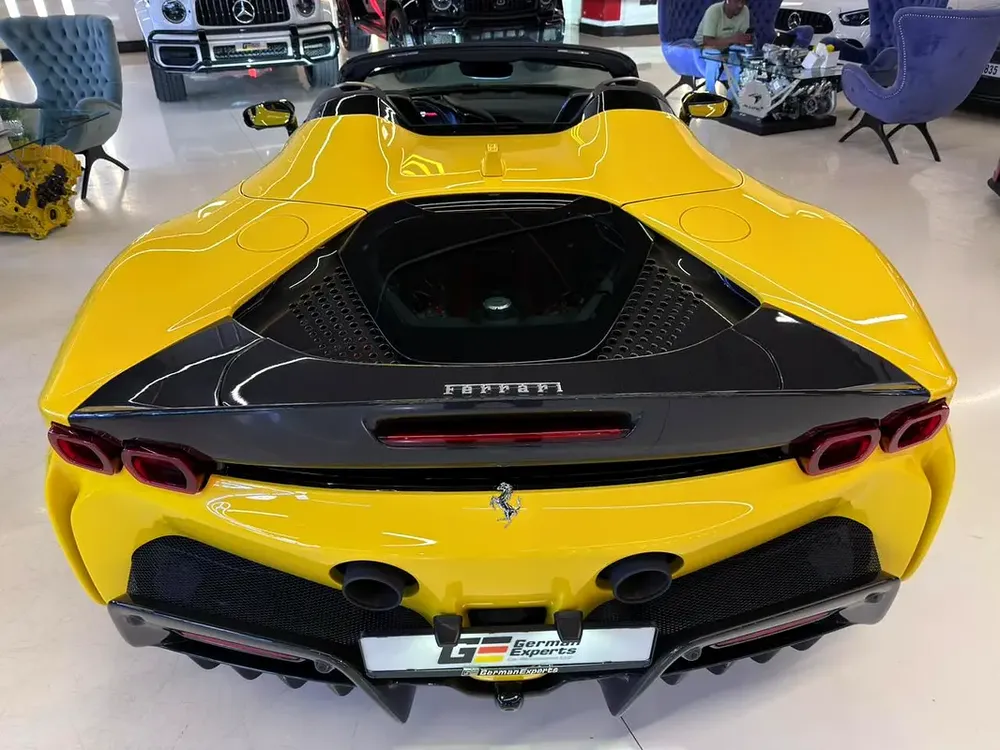 2023 SF90 Spider  Assetto Fiorano - GCC - 3800KM ONLY - Ferrari Warranty and Service contract 2030 - Image 9