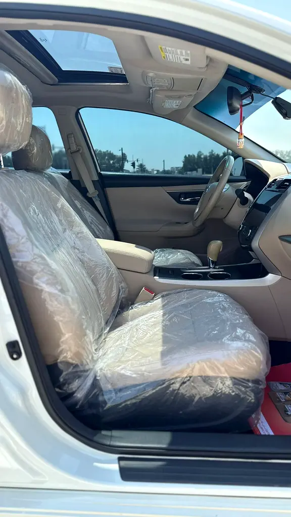 Nissan Altima SL | 2015 | GCC | Full Option | 151,000 km | White / Beige | Fully Serviced - Image 10