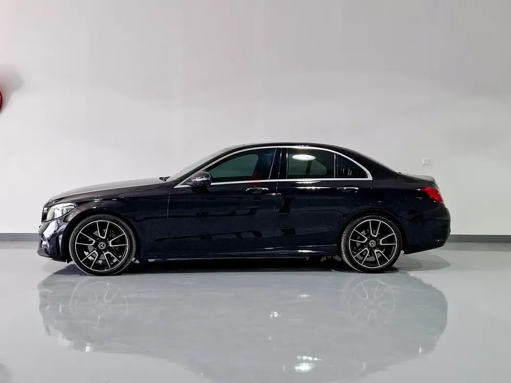 AED 1140/month | 2019 Mercedes-Benz C-Class C200 | GCC Specs | Ref#428360 - Image 4