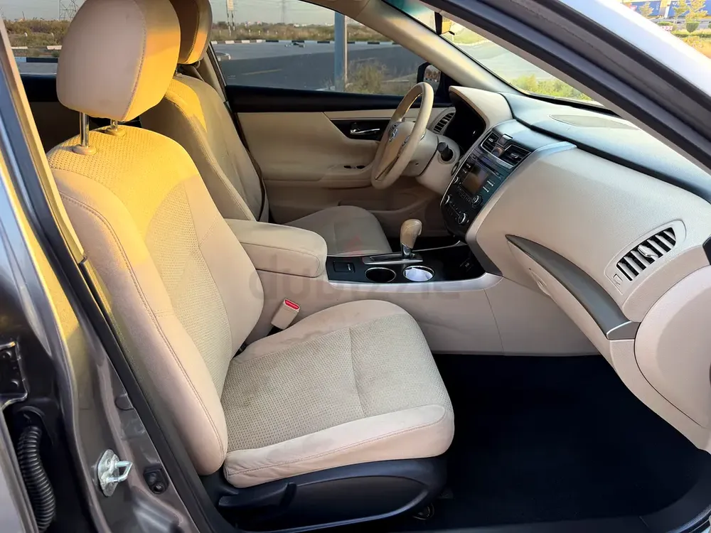 Nissan Altima GCC Free Accident History - Image 10