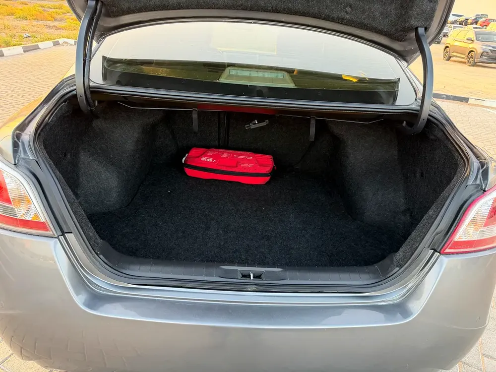 Nissan Altima GCC Free Accident History - Image 11