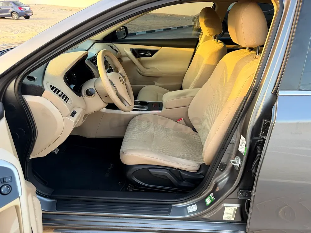 Nissan Altima GCC Free Accident History - Image 13