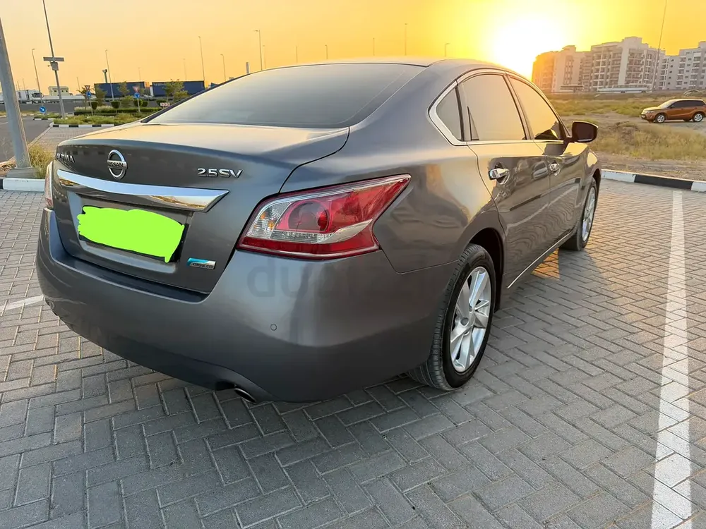 Nissan Altima GCC Free Accident History - Image 6