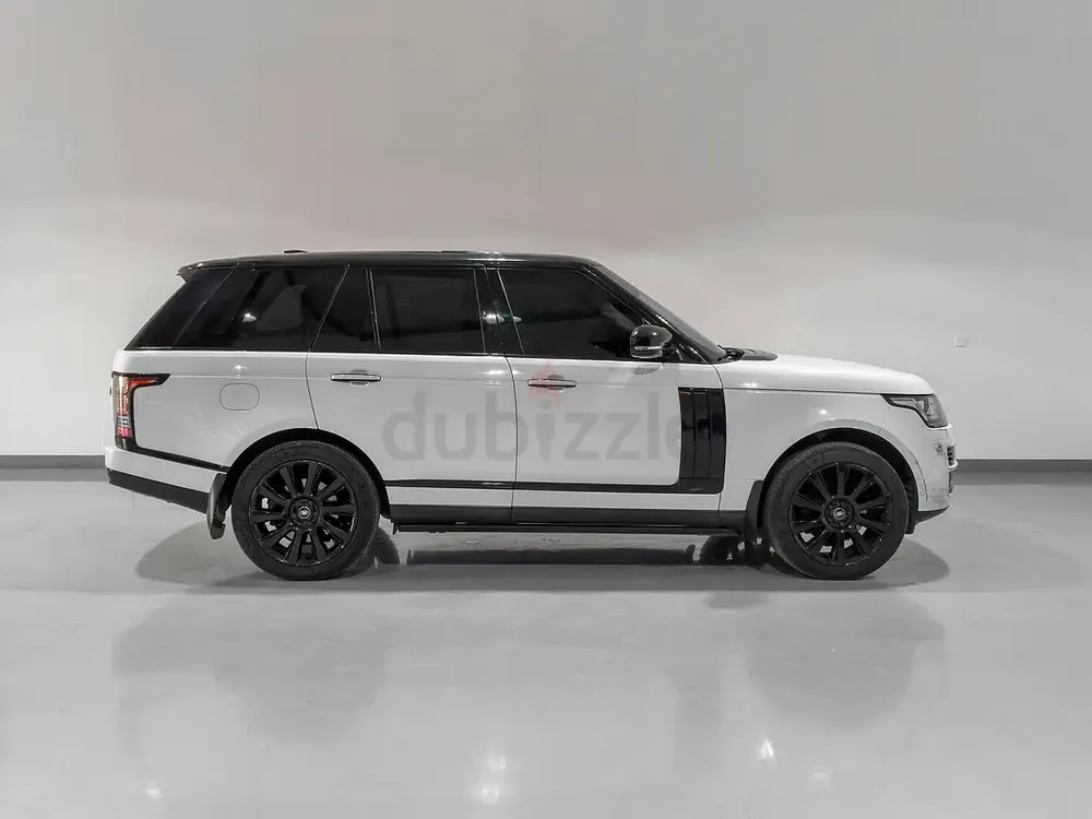 AED 3907/month | 2015 Land Rover Range Rover Vogue SE | GCC Specs | Ref#458963 - Image 4
