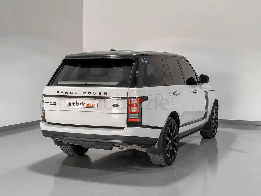 AED 3907/month | 2015 Land Rover Range Rover Vogue SE | GCC Specs | Ref#458963 - Image 6