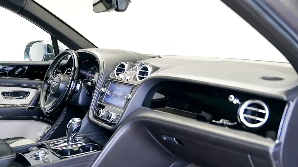 Bentayga Speed W12 | AED 6,571 PM | Up to 3 Years Warranty | GCC - Image 6