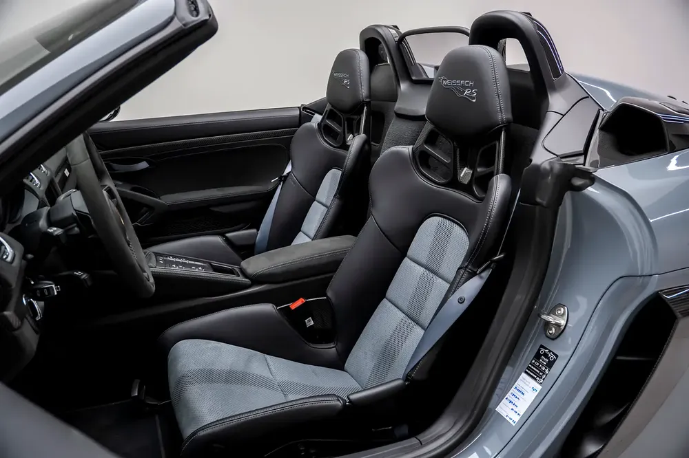 AL NABOODAH WARRANTY - PORSCHE 718 RS SPYDER WEISSACH PACKAGE + 918 CARBON BUCKET SEATS + PCCB - Image 14