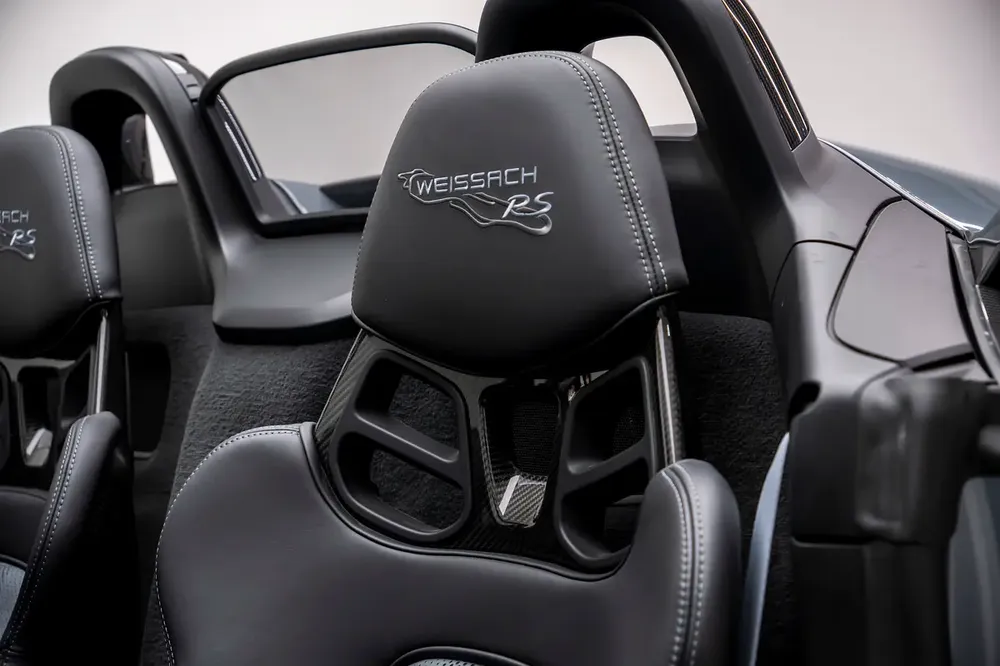 AL NABOODAH WARRANTY - PORSCHE 718 RS SPYDER WEISSACH PACKAGE + 918 CARBON BUCKET SEATS + PCCB - Image 15