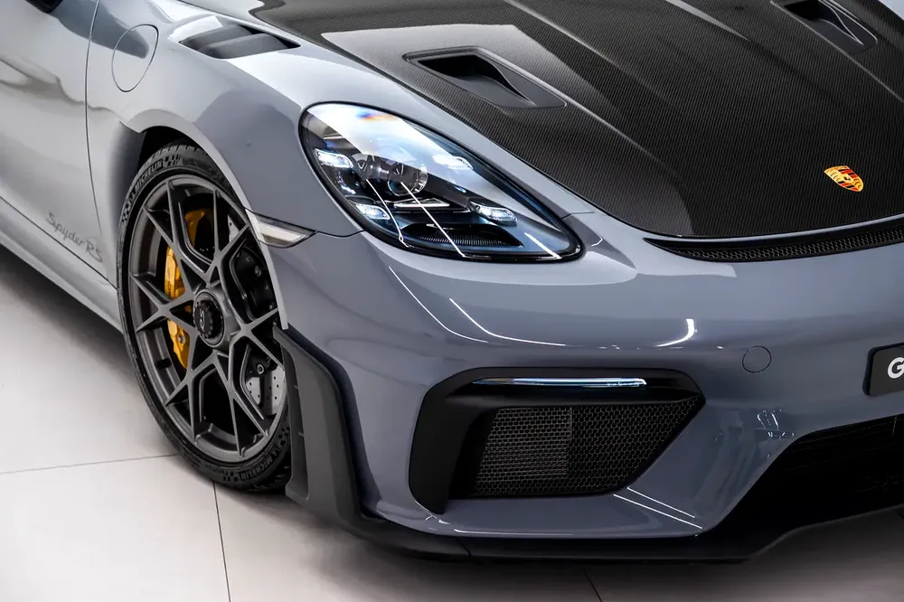 AL NABOODAH WARRANTY - PORSCHE 718 RS SPYDER WEISSACH PACKAGE + 918 CARBON BUCKET SEATS + PCCB - Image 17