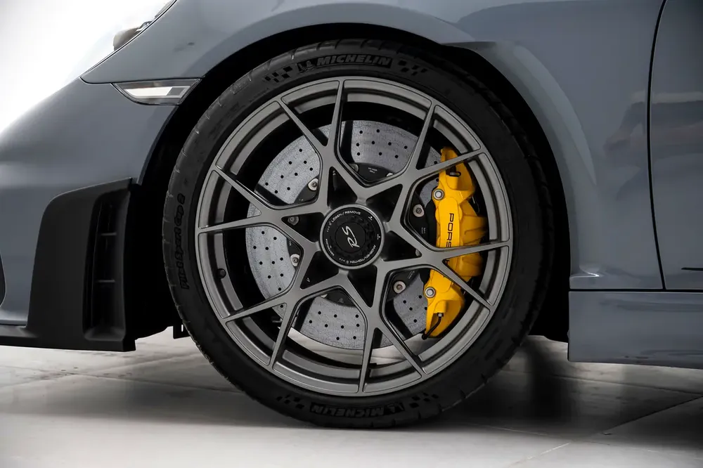 AL NABOODAH WARRANTY - PORSCHE 718 RS SPYDER WEISSACH PACKAGE + 918 CARBON BUCKET SEATS + PCCB - Image 5