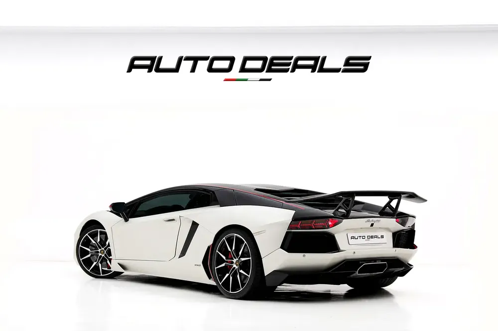 2016 Lamborghini Aventador Pirelli Edition | GCC Specs | Low Mileage | Fully Loaded | 6.5L V12 - Image 4