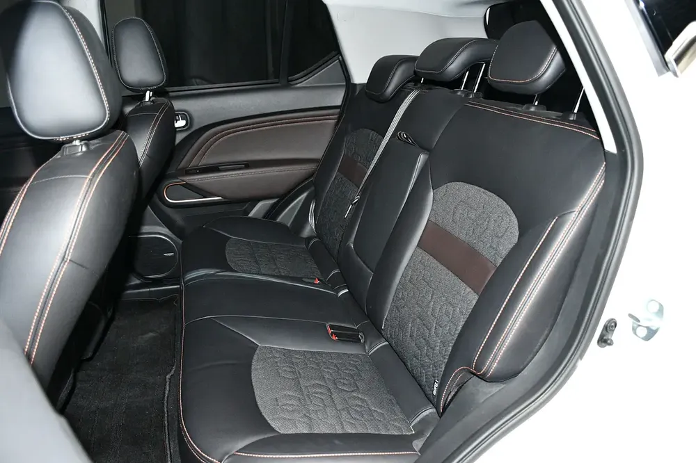0% DP | AED 688 / Month | GAC | GS3 GE 1.3T | 2024 | Gargash Warranty | Service History - Image 15