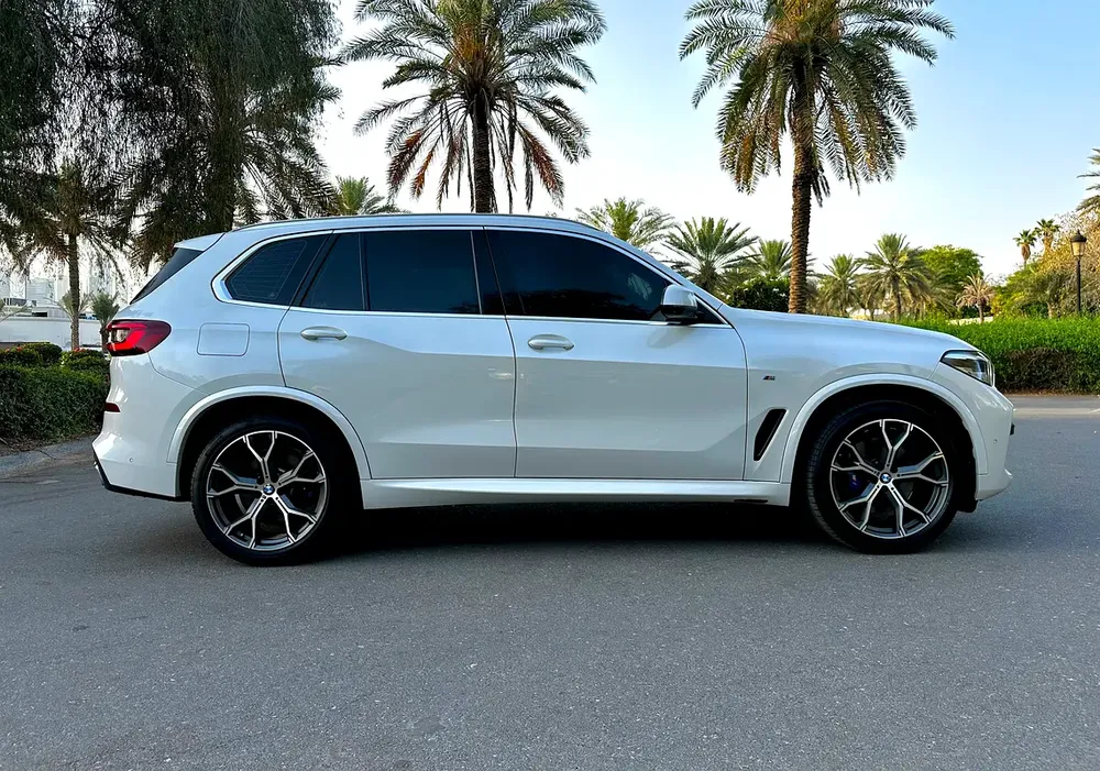M Sport - Family Car - Full Options - Clean In & Out - Great Condition - Image 5