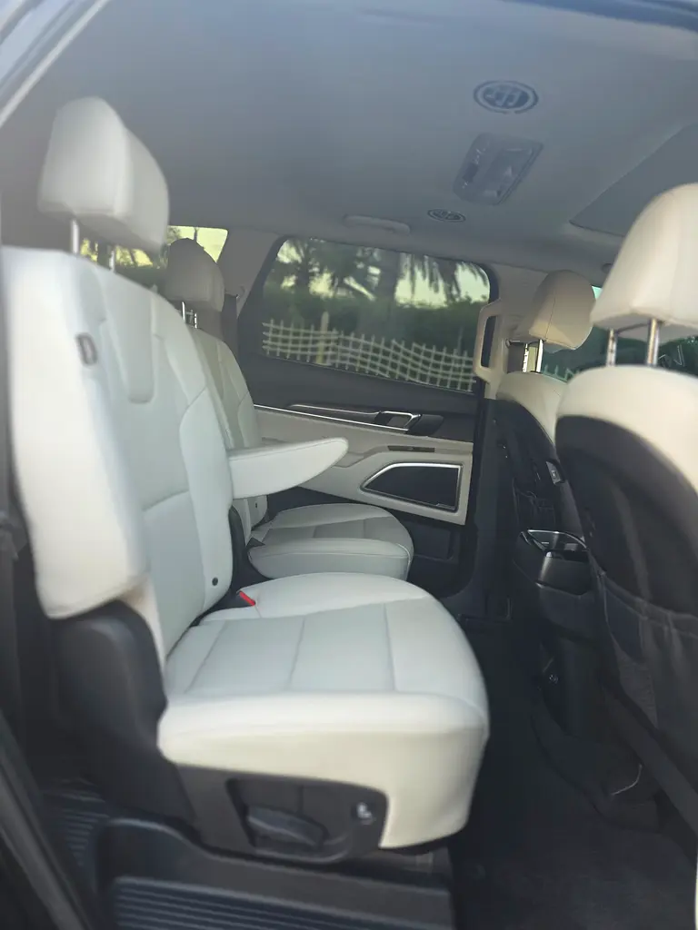 2024 Kia Telluride S | American Specs Full option super clean car - Image 14
