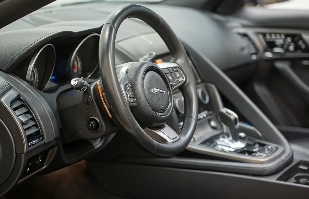 AED 1841 PM | JAGUAR F TYPE S CONVERTIBLE 2015 | PRISTINE CONDITION | 1 YEAR WARRANTY | GCC - Image 12