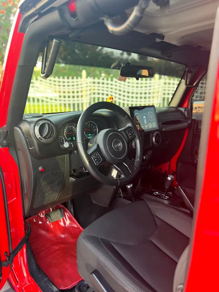 Jeep Wrangler Unlimited Sport 2015 - GCC Specs - Ready for Adventure! - Image 9