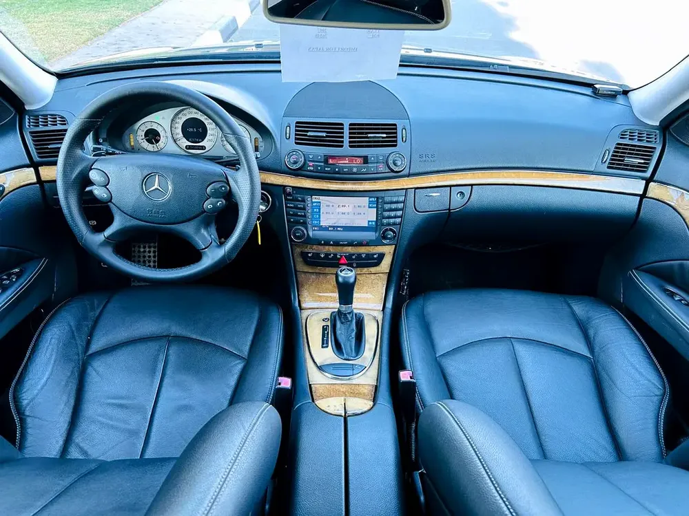 BENZ E350 | 2007 | AMG BODY KIT | CLEAN CAR | FRESH JAPAN IMPORT - Image 18
