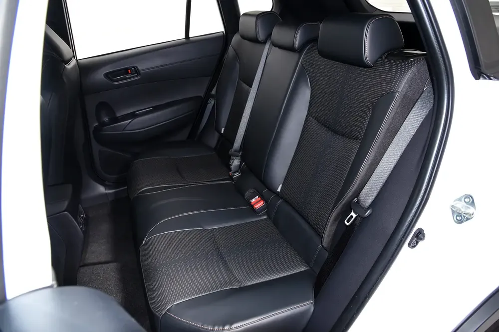 2026 Corolla cross Hybrid Elite - Image 7