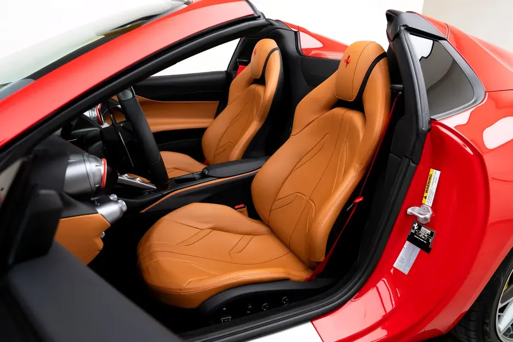 2021 FERRARI 812 GTS | MAIN DEALER SERVICE HISTORY - Image 8