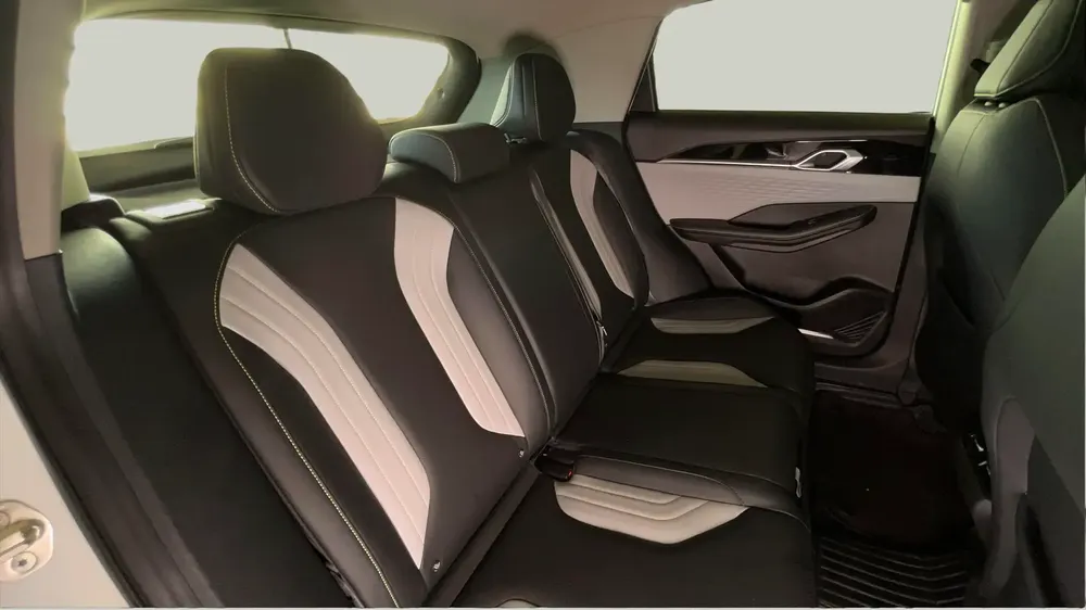 AED 737/month | 0 DP | Manufacturer Warranty | Service History | 30 Day Return | GEELY COOLRAY 2024 - Image 10